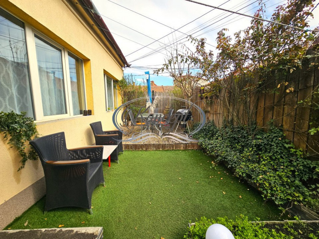 Locuinta cu farmec, in inima orasului – curte intima si ac