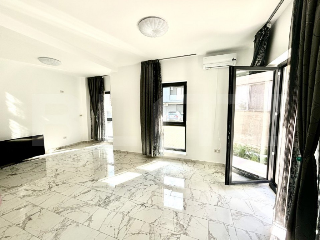 Apatament luminos cu terasa privata zona ESO, Giroc