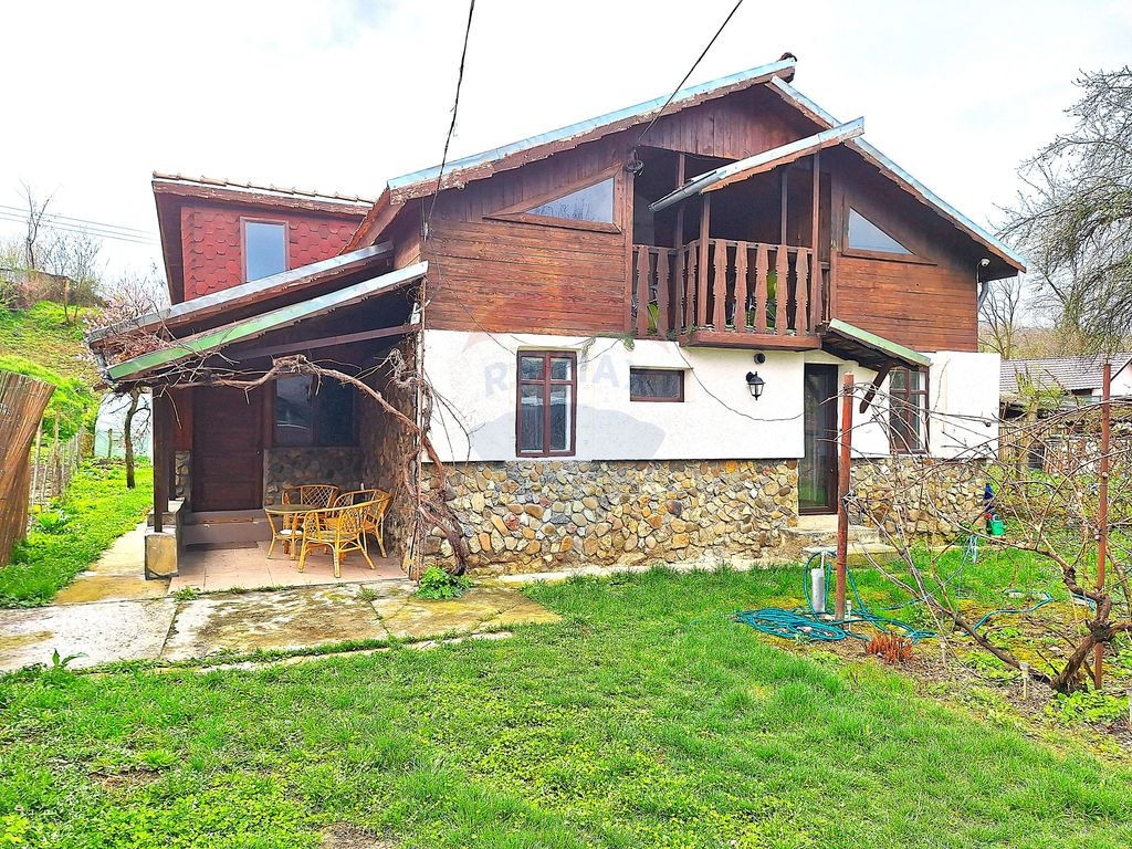 Casă / Vilă de vânzare in Magura ,BUzau