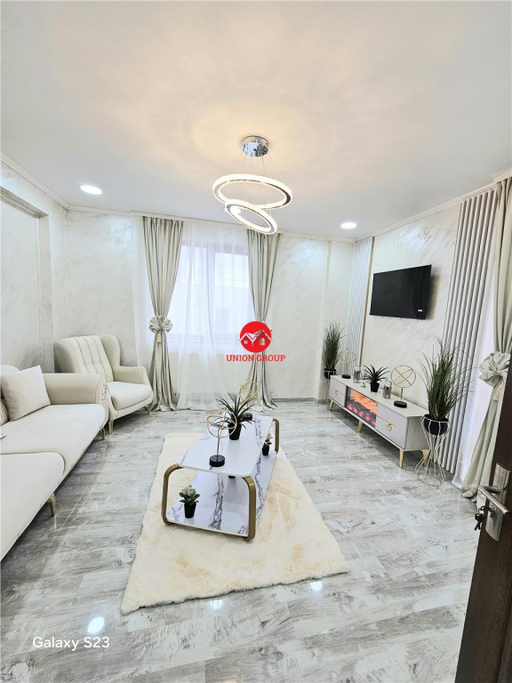 Apartament 2 Camere Decomandat Cu Finisaje de Lux