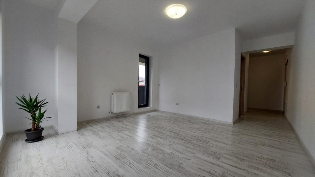 Garsoniera dubla decomandata parcare Diamantului