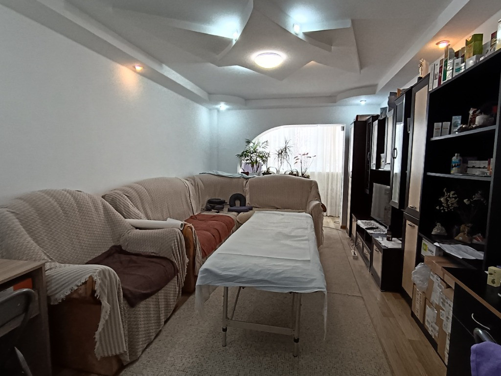 Apartament cu 3 Camere pe Marasesti