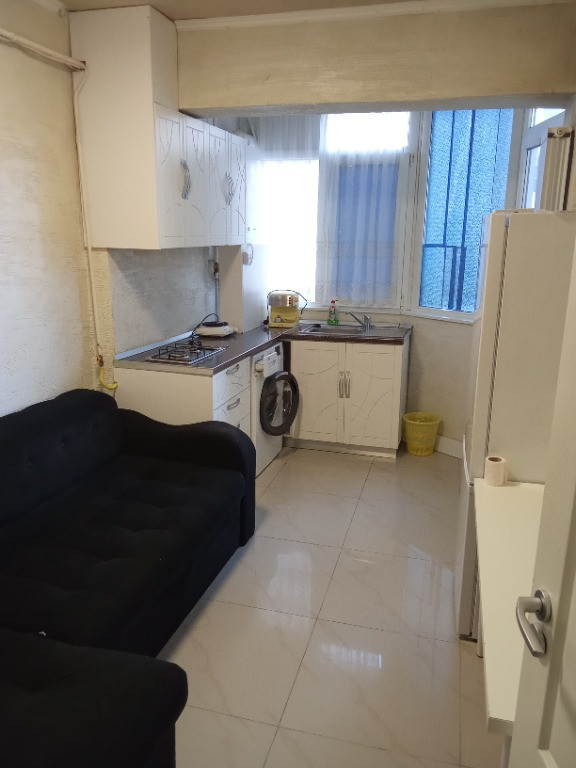 De inchiriat apartament 1 camera Calarasilor-Faleza