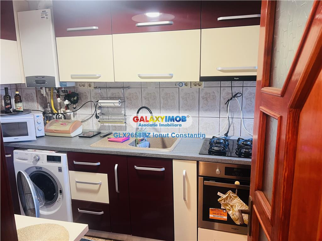 Apartament 3 camere zona ULTRACENTRALA