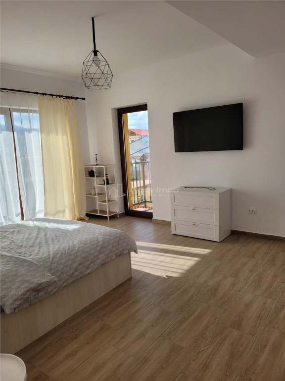 Garsoniera - Cristian