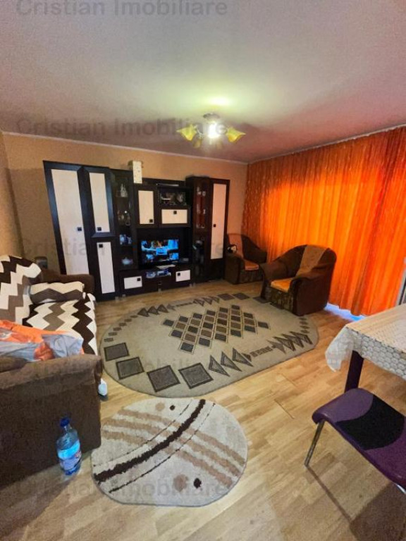 Spatios ! Apartament 3 camere confort 1 decomandat Buzaului