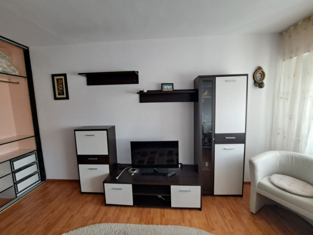 Garsonieră situată in zona DACIA