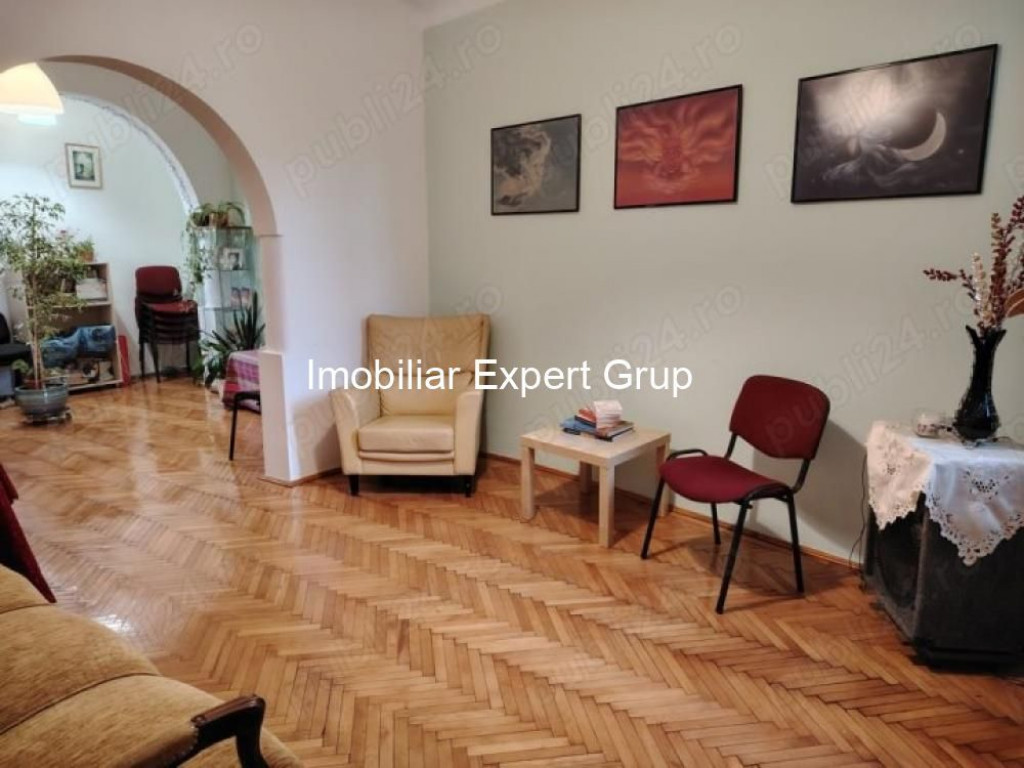 Vatra Luminoasa-Piata Muncii-parter in vila