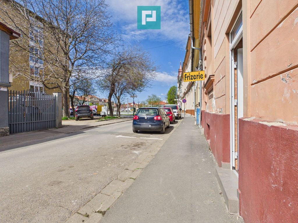 Spațiu comercial de închiriat Piața Catedralei