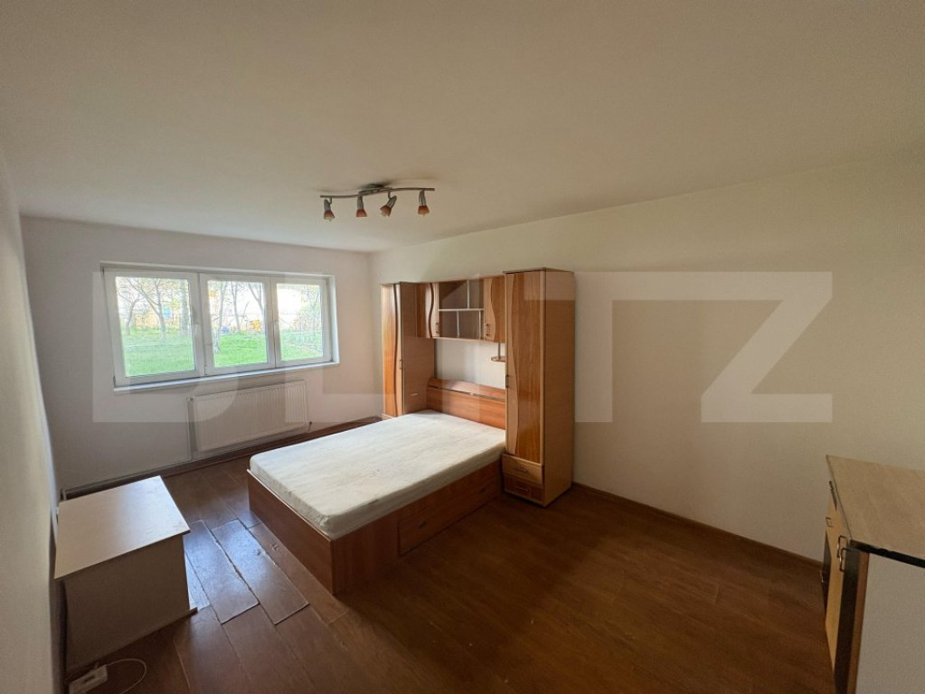 Garsoniera de vanzare, 32 mp, zona Cetate