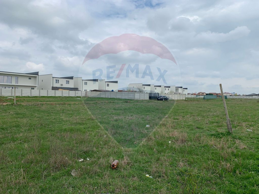 Teren 566mp Malu Mare / Strada Teilor