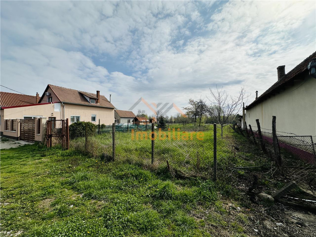 TEREN INTRAVILAN | 1582 MP | ZONA INEU