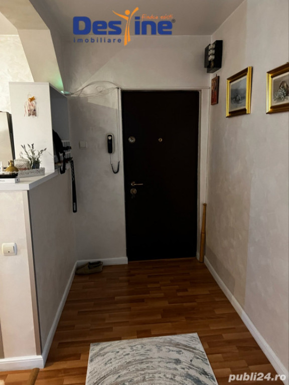 Apartament 3 Camere/Etaj 8/8 – Complet Utilat și Mobilat/