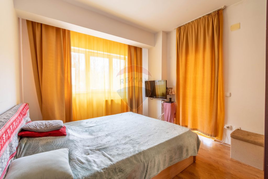 Apartament cu 2 camere de vanzare Manastur Edgar Quinet N...