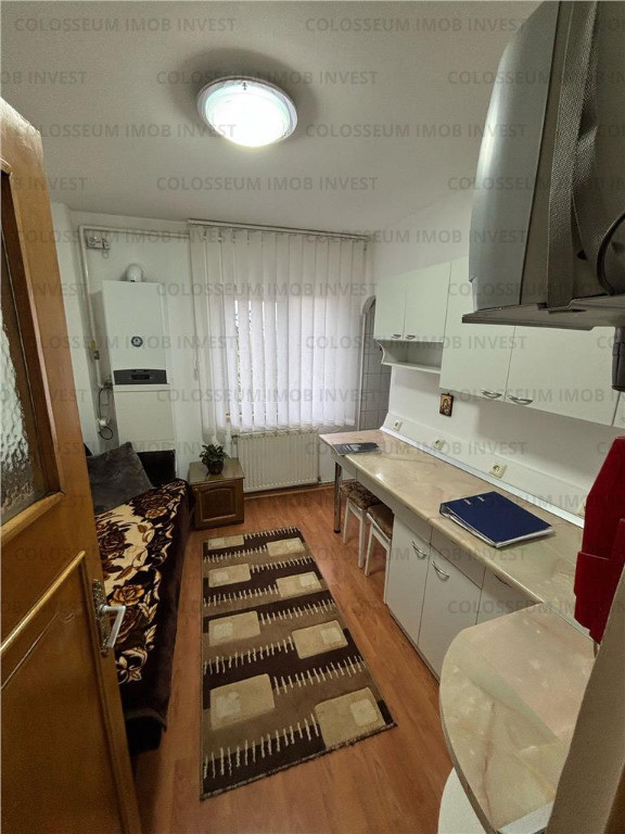 Apartament cu 2 camere, decomandat - zona Scriitorilor.