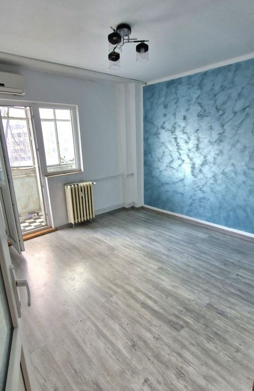 Doua camere Rahova langa piata