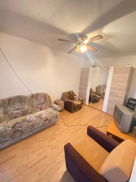 Garsoniera zona Confectii