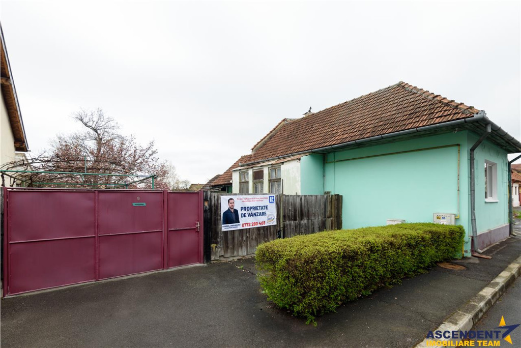 Casa cu teren de 800 mp, in zona Grivitei, Brasov