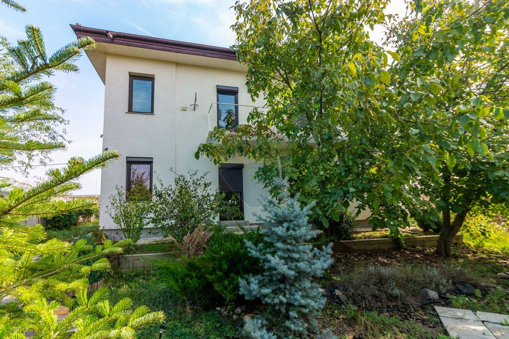 Vilă cu 5 camere de vânzare Branesti la doar 10 minute ...