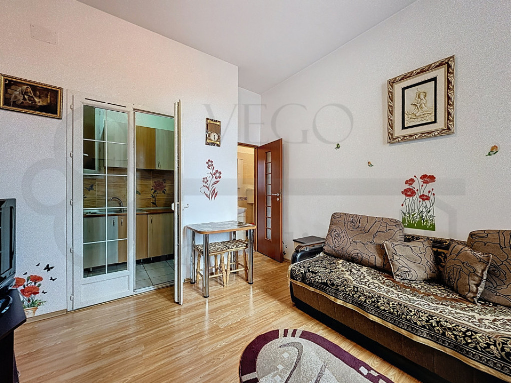 Garsoniera 22 mp, strada Ploiesti - zona Pta M. Viteazu
