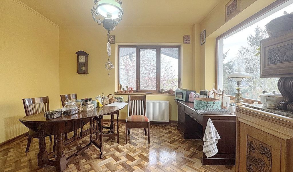 Pozitionare Ultracentrala