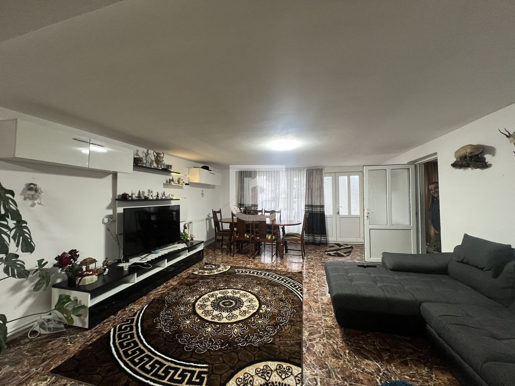 Casă de vânzare în Gura Humorului – 3 dormitoare, 30...