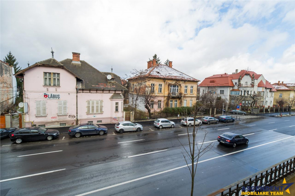 Proprietate versatila,Centrul Civic - Centrul Istoric,rezide