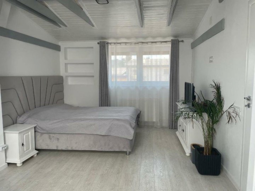 Casa 4 camere zona Stadionul National, Vatra Luminoasă,