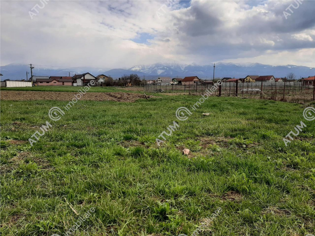 Eren intravilan 1400 mp de pe Valea Avrigului