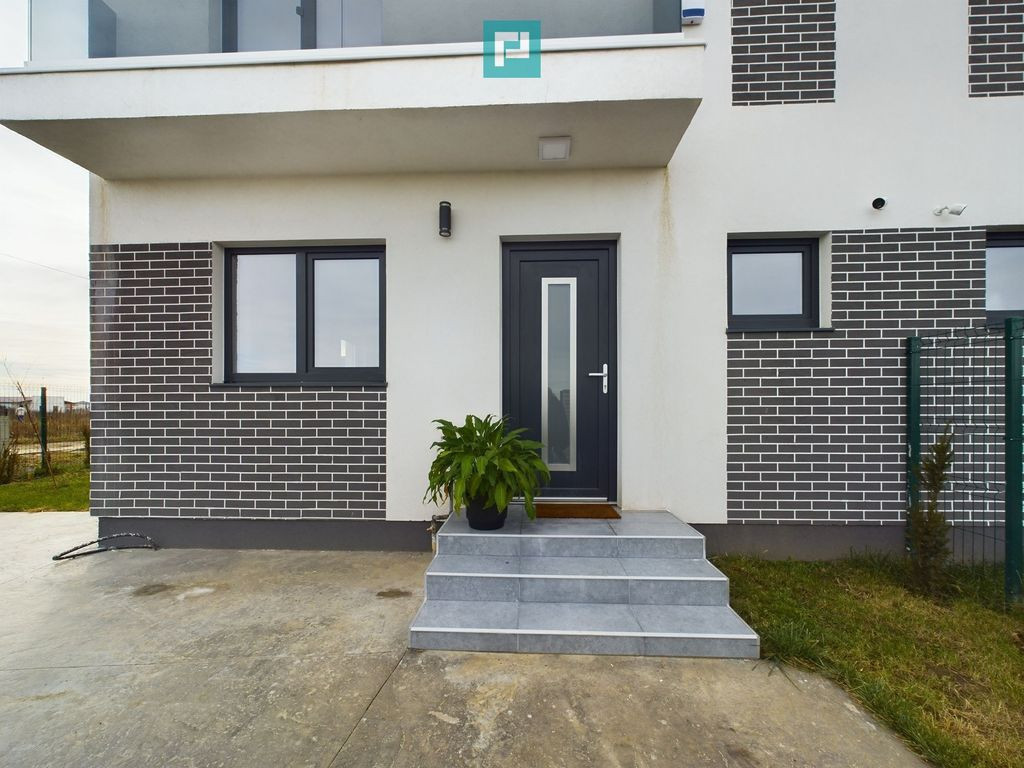 Duplex nou la preț de apartament