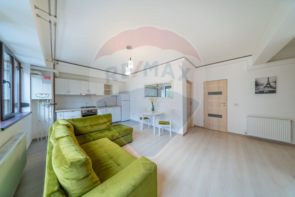 Apartament 3 camere, BLOC NOU, Alfa, cu loc de parcare in...