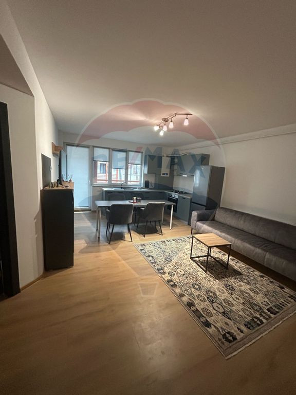 Apartament de închiriat London Residence