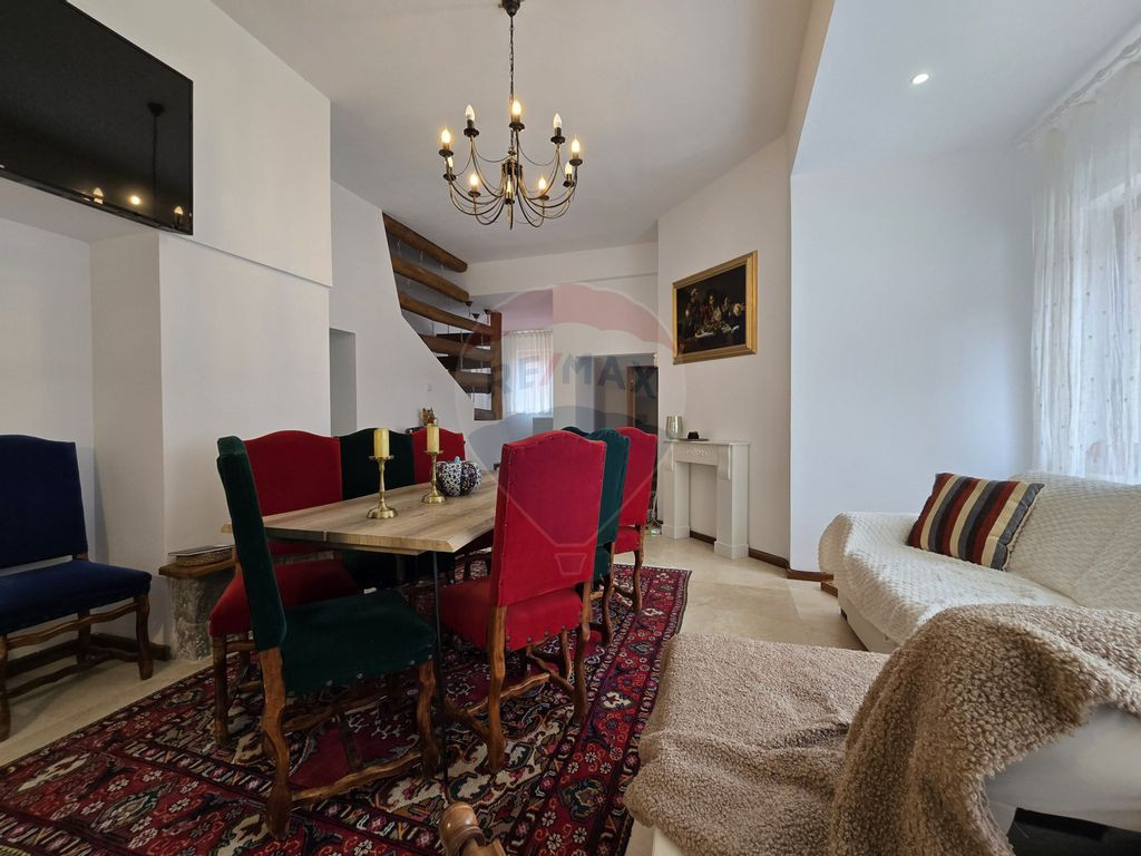 O bijuterie in inima Bustenilor, vedere unica spre Caraiman