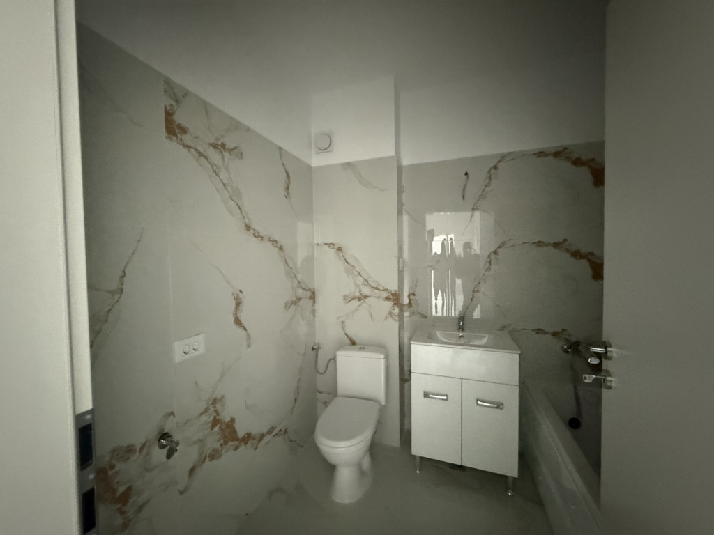 Apartament cu 2 camere,Decomandat str Diamantului Bragadiru