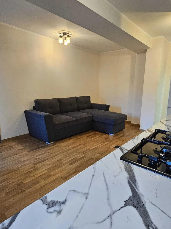 Apartament cu 2 camere, open space - zona Scriitorilor