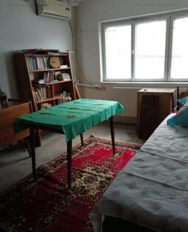 Ap 2 cam 54mp etaj 3 conf 1Decomandat Calarasi IV