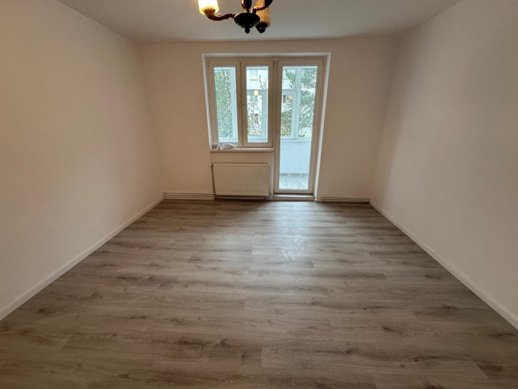 Ap 3 camere renovat et 1 Rahovei