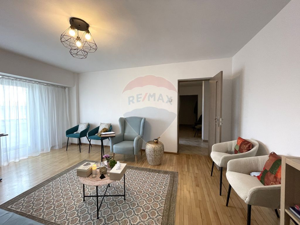 Rond Alba Iulia, apartament 2 camere, vedere pe spate