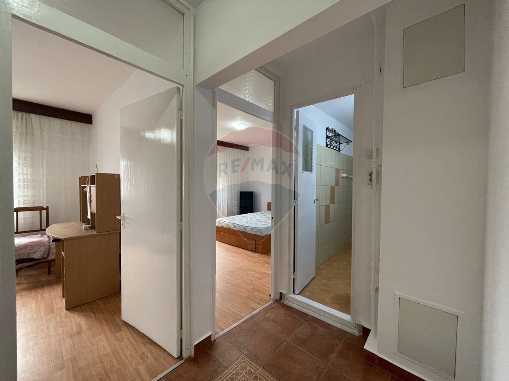 Apartament 3 camere Brancoveanu, strada Pomarla