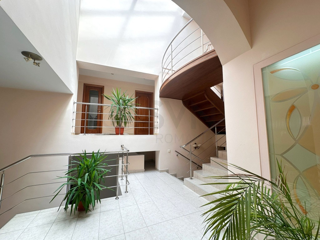 Vila individuala de l Teren 1750 mp