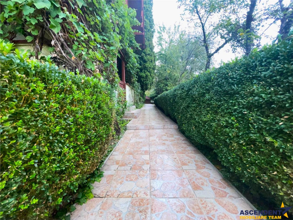 Rezindenta cu farmec rustic, inconjurata de frumusetea natur