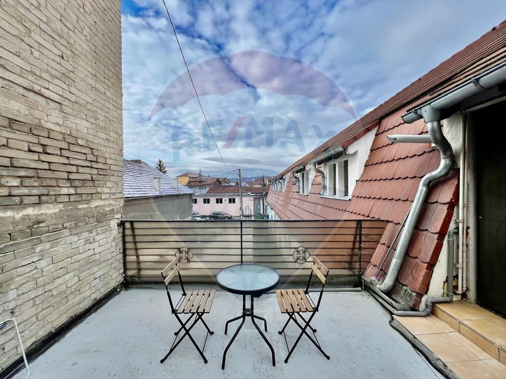 Apartament cu 2 camere de vânzare în zona Central