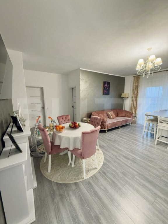 Apartament modern cu 3 camere, , 72 mp, zona Arex