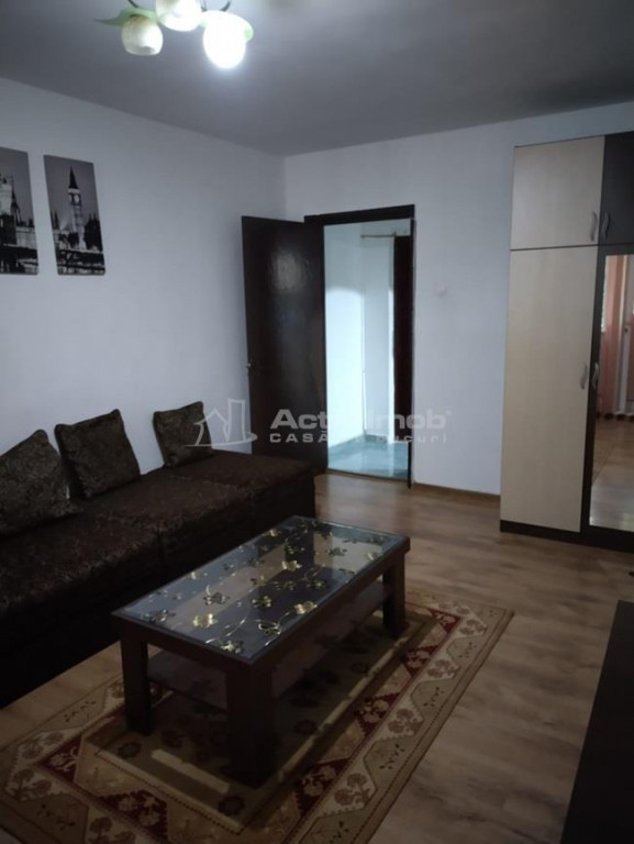 APARTAMENT 3 CAMERE DECOMNADAT Bd Tomis vis a vis de Rustic