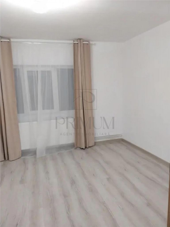 SPITALUL JUDETEAN - 2 Camere - Renovat - Decomandat