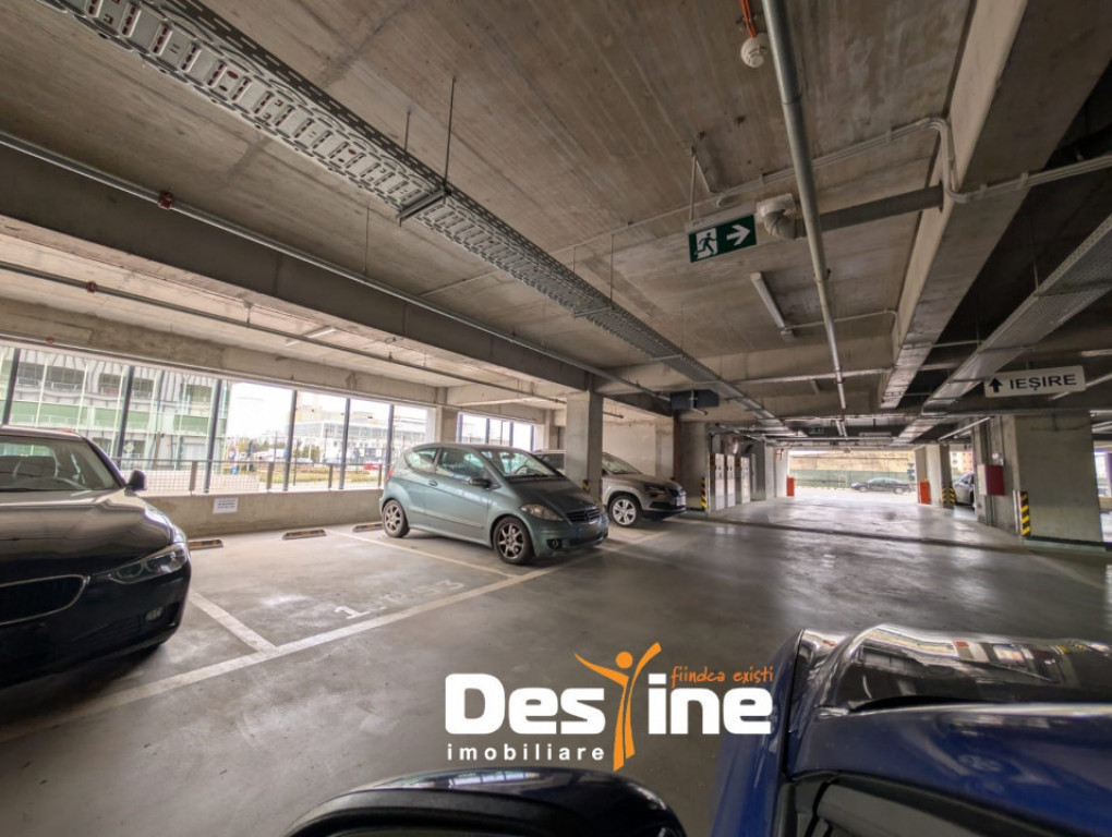 De Închiriat - Loc de Parcare acoperit Silk District 15 mp