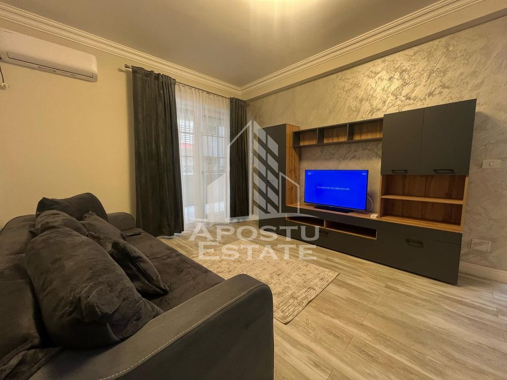 Apartament cu doua camere,centrala proprie, prima inchiri...