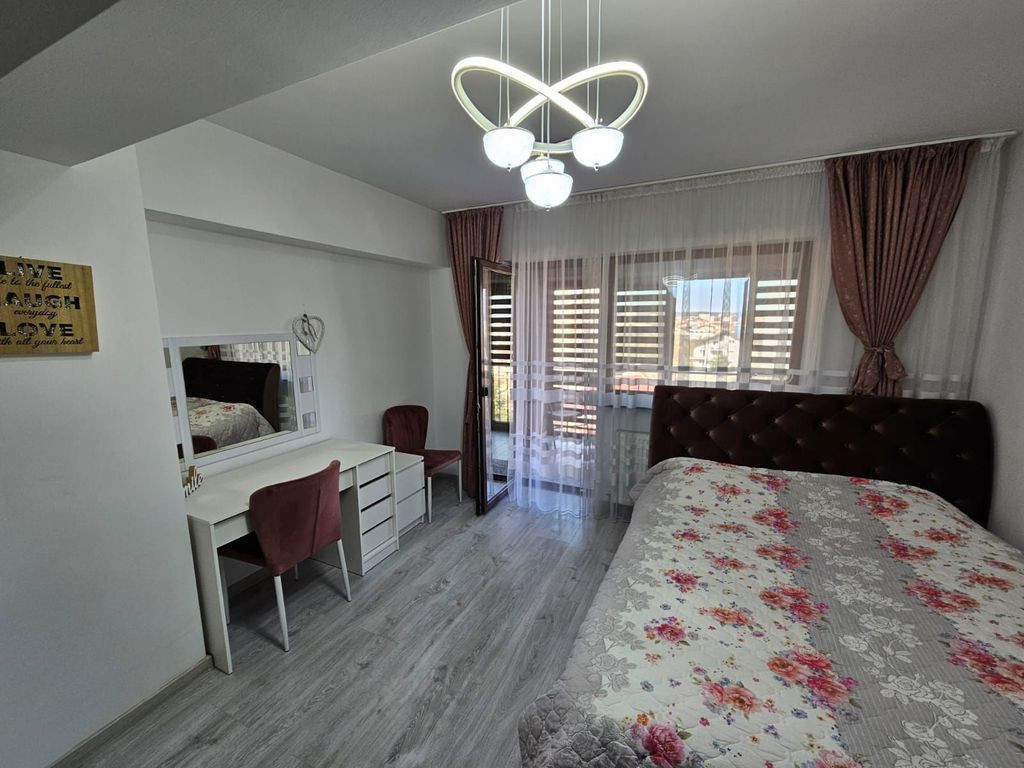 Inchiriere apartament bloc nou, Centru - Craiovei