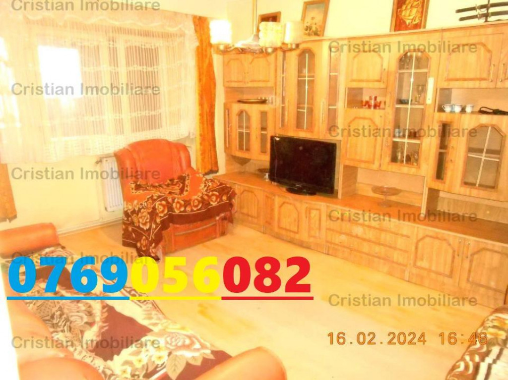 Apartament 3 camere,,PARTER zona Radu Negru BALCON 10 M