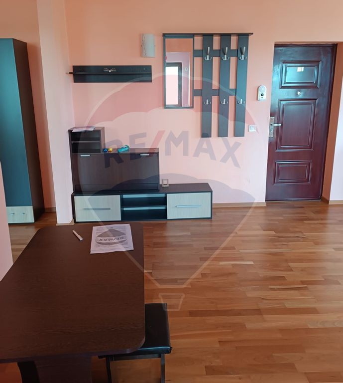 Apartament cu 2 camere de închiriat Pet Friendly în zon...